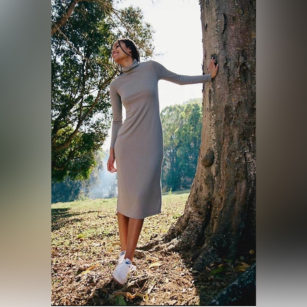 NWT Free People Free-est Women's XS Good Feels Mock Neck Midi Dress Gray Tube - Picture 2 of 11